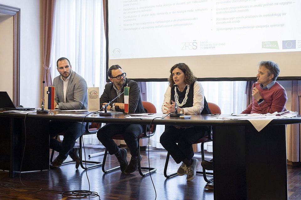 Kick-off meeting del progetto Innalzamento delle competenze didattiche nelle scuole della comunità nazionale italiana in Slovenia e nelle scuole della comunità slovena in Italia