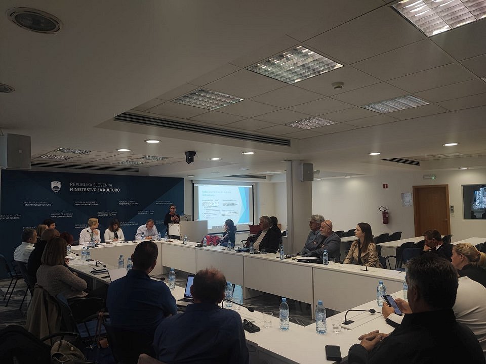 Incontro di lavoro per la stesura del nuovo programma nazionale di politica linguistica della RS