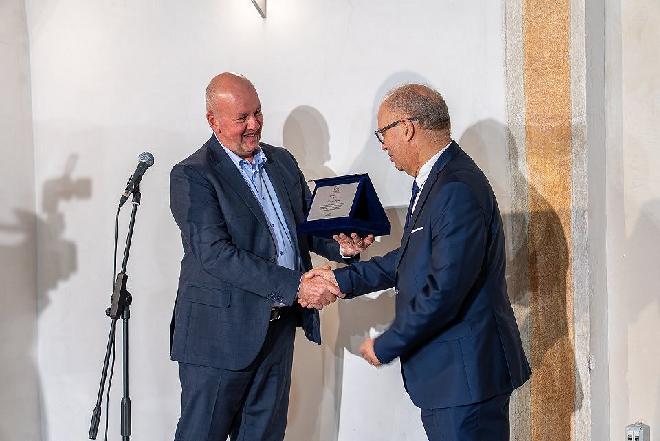 Prejemnik priznanja Obalne samoupravne skupnosti italijanske narodnosti za leto 2024 je Antonio Rocco